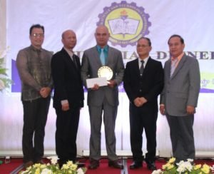 Mr. Ryan John A. Amarador was recognized for his honesty and integrity.